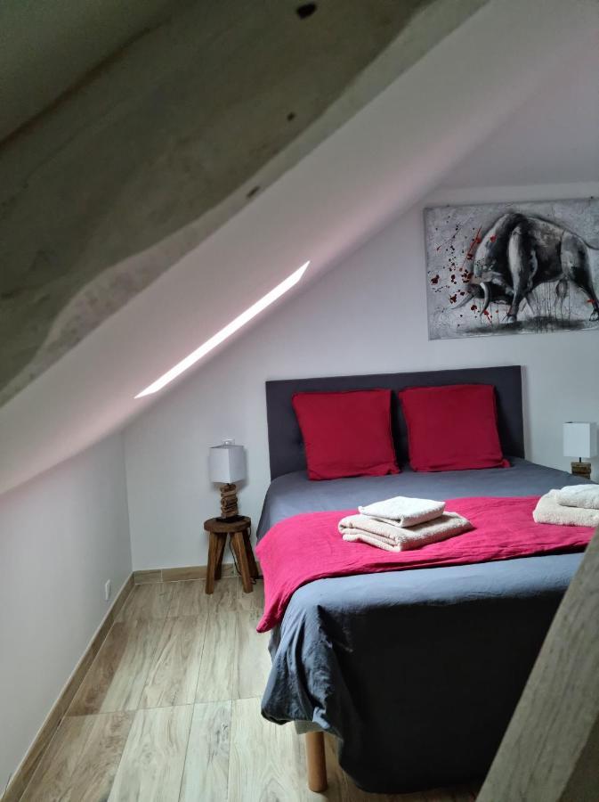 Le 4 Bed & Breakfast Montignac-Lascaux Exterior photo